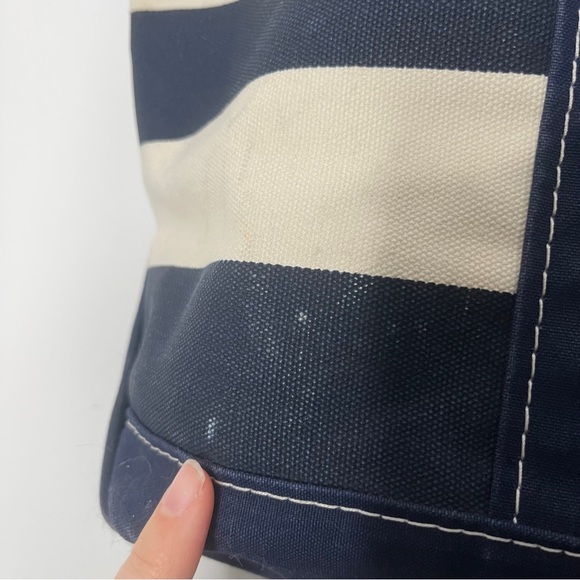 L.L. Bean Boat and Tote Striped Canvas Bag Navy & Cream Zip Top Large - Picture 10 of 14